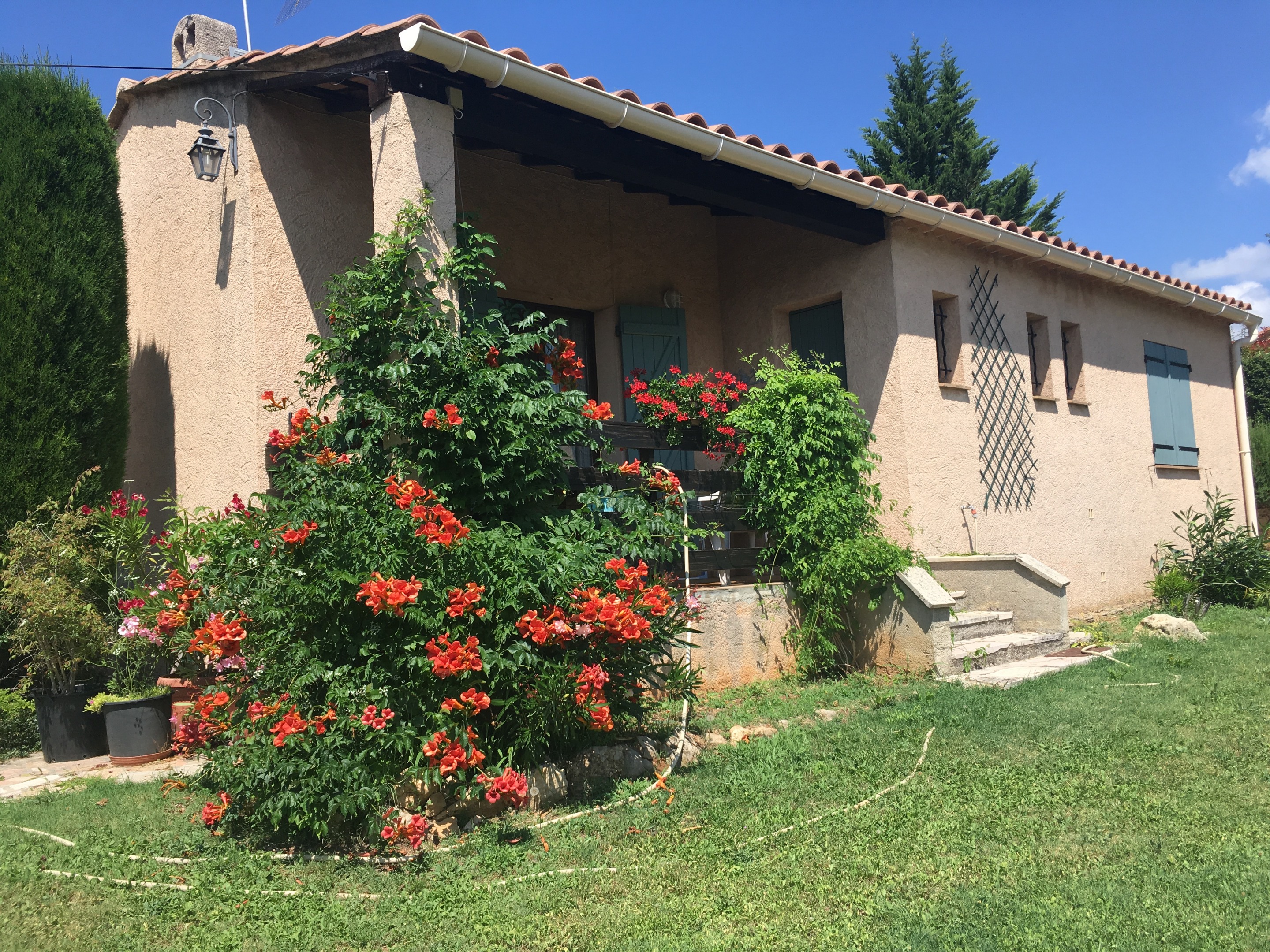 vente Charmante Villa traditionnelle à vendre à Aups L'EXCLUSIVE IMMO